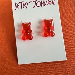❤️ Betsey Johnson delicious red gummy bear stud earrings ❤️